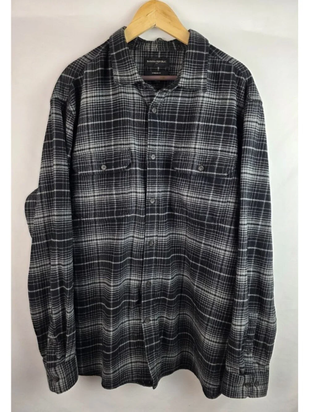Banana Republic Men's Flannel Shirt Size XXL Black Plaid Long Sleeve Button Down